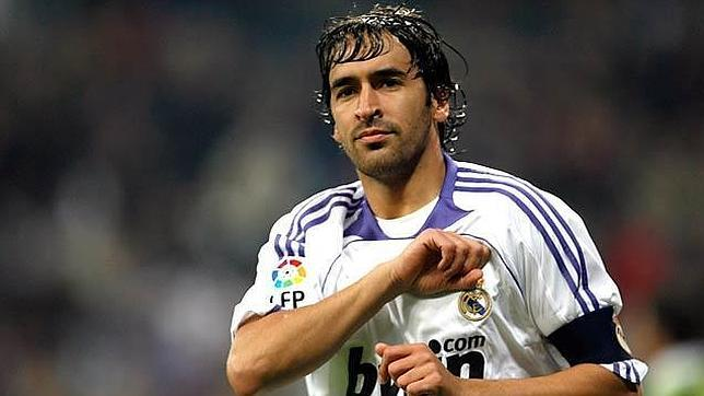 Số áo 7 đi cùng Raul Gonzalez trong sự nghiệp tại Real Madrid
